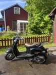 Moped - Viarelli retro 50 svart i mycket bra skick. Klass 1