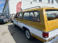 Chevrolet C10 Suburban 4.1 årsmodell 1974