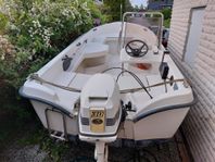 Ryds 480RS Styrpulpet med Johnson 30 hk