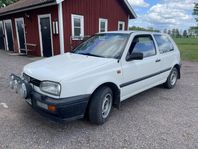 Volkswagen Golf 3-dörrar 1.8 CL
