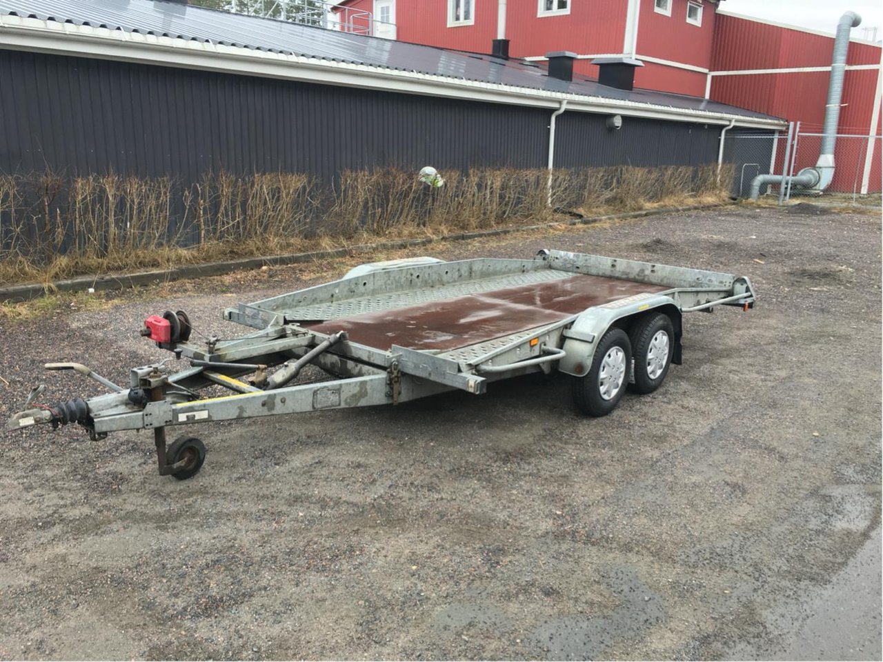 Biltransport uthyres. 2500 kg.