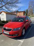 Skoda Octavia 1.6 tdi GPS drag m-värmare