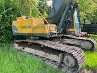 Volvo EC 240  BLC grävmaskin