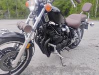yamaha maxim 700 cc