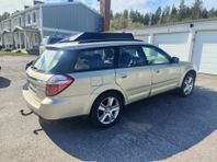 Subaru Outback 2.5 4WD