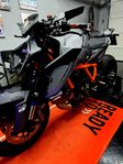 KTM 1390 SUPERDUKE EVO STREETFIGHTER