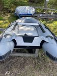 Gummi jolle Great White VIB 230 airmate med elmotor.