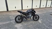 KTM 890 Duke - Tech Pack med endast 1 ägare, 570 mil.