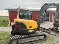Volvo ECR88 Pro med Rototilt