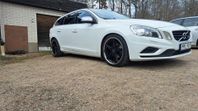 Volvo V60 D4 R-Design