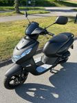 Peugeot Kisbee Black Edition 2021(uttagen 2022)
