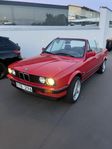 BMW 320 i Convertible , Klarröd 1989 Nostalgi Cabbe . 