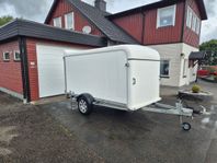 Flyttsläp Thule 1300kg ny axel 