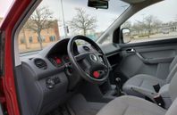 Volkswagen Caddy 1,6/ bensin/manuell/drag
