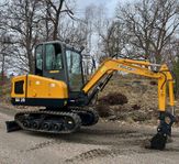 Nybesiktigad 2,5t grävare i mycket fint skick 132000 ex.moms