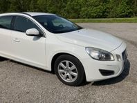 Volvo V60 D2 Momentum Euro 5