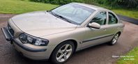 Volvo S60 2.4T AWD