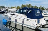 Sea Ray 290 Sundancer – välutrustad familjebåt i fint skick.