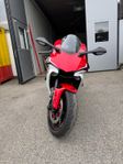 Yamaha R1