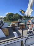 Vacker, välvårdad och unik stålbåt m sprillans ny ribbjolle