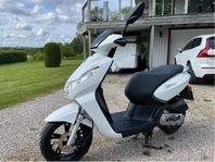 Peugeot Kisbee 4-T 2014