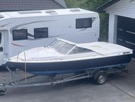 Bayliner Capri 