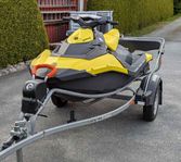SEADOO Spark 2UP 900 + Click & Go trailer