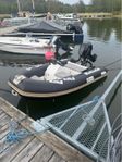 Ribbåt Sea 295 med styrpulpet. Mercery 4-takt 2021
