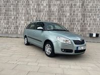 Skoda Fabia 2010 – Lågmilare! Endast 2 ägare – Nybesiktigad