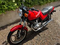 Suzuki GSX400E
