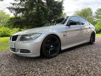 BMW E90 335i – Nybesiktad & i toppskick!