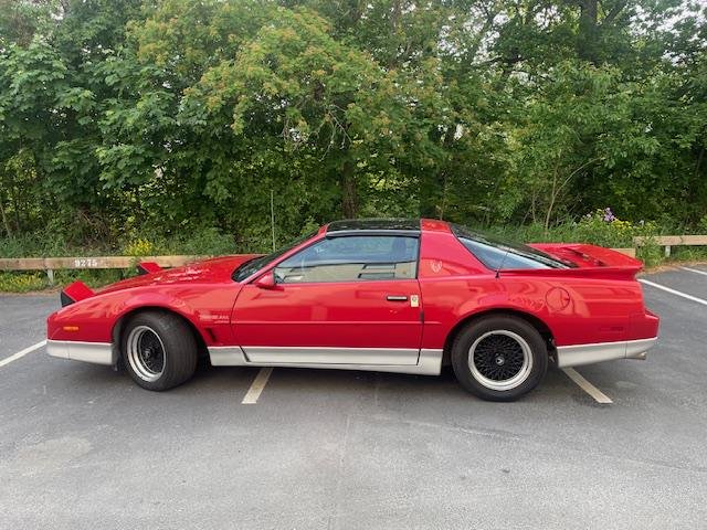 Pontiac Firebird TransAm 5.0 V8 Automatic, 193hp, 1988