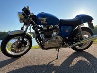 Triumph Thruxton 900 - Klassisk café-racer i gott skick