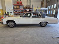 Cadillac Brougham 5.0 V8