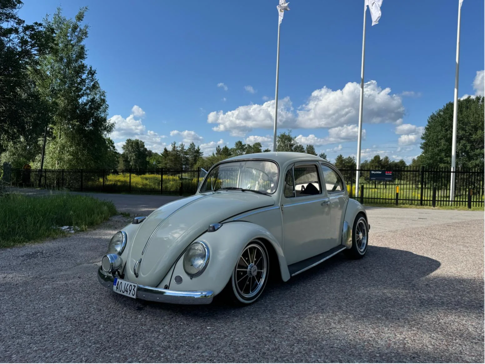 https://i.blocketcdn.se/pictures/mobility/1402040146/e3a456568b974c0ba157056b5cbe5595.webp?type=3840x2880