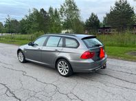 BMW 320d xDrive 2011 A-Traktor