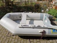 Gummibåt Zodiac CFR 260 med Honda 2,3 hk + Minn Kota elmotor