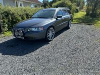 Volvo V70 D5 Classic, Momentum