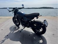 Ducati Scrambler Nightshift Gen2 2023 – Utrustad & Nyservad