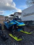 SOMMAR PRIS. Skidoo summit 850 -18