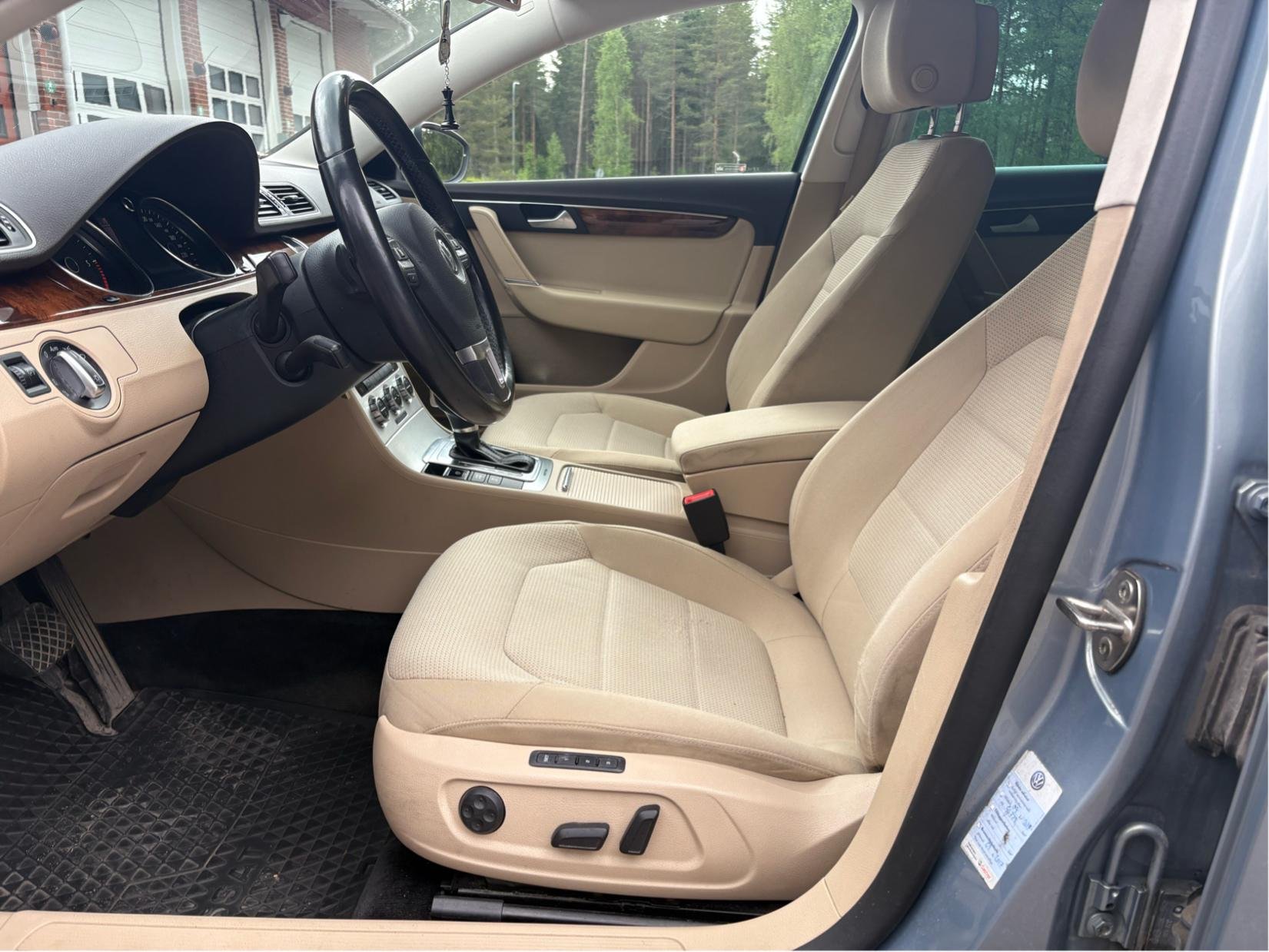 Volkswagen Passat Variant 2.0 TDI DPF BMT 4Motion DSG Sequential, 170hp, 2012