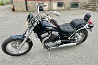 Suzuki Intruder 1400. Endast 721 mil i fantastiskt skick!!