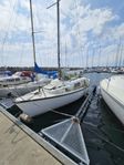 Bortskänkes - Leisure 23 med båtplats 2025