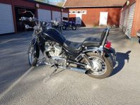 Suzuki Intruder VS 800 GLP