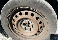 Köpes: 4 fälgar till Toyota Avensis 2003