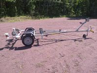 TK 600 obromsad båttrailer årsmodell 2019