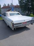 Cadillac De Ville