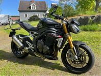 TRIUMPH SPEED TRIPLE 1200 RS -22