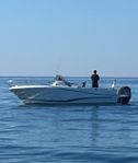 Jeanneau Cap Camarat 7.5 CC med trailer