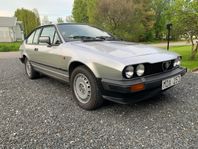 Alfa Romeo GTV 6 2.5 V6 12V